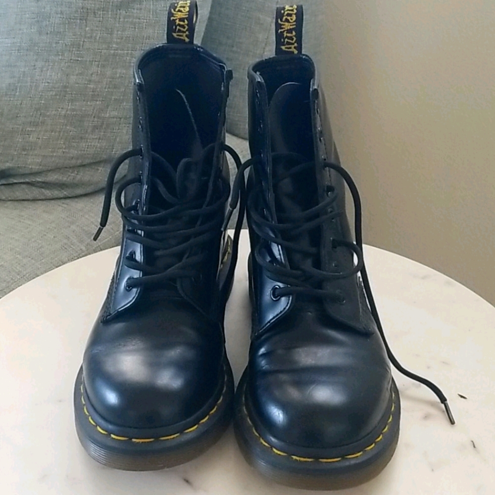 Like New.